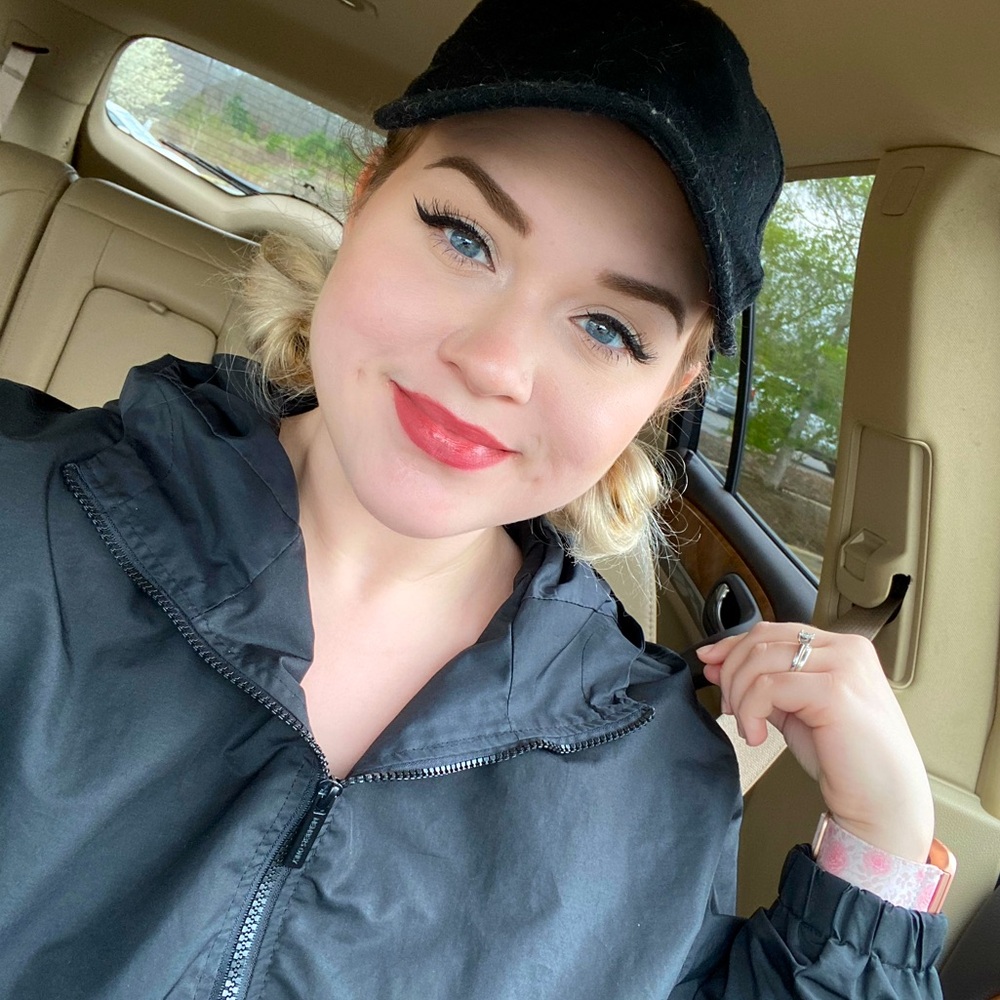 Meet your Posher, Megan